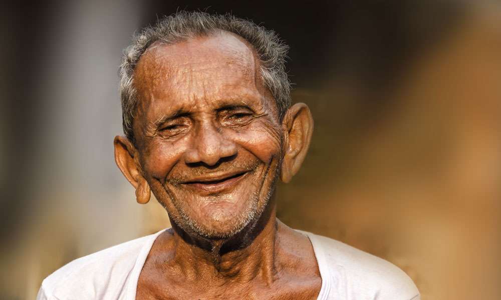 sadhguru-wisdom-preparing-for-death-old-man-smiling