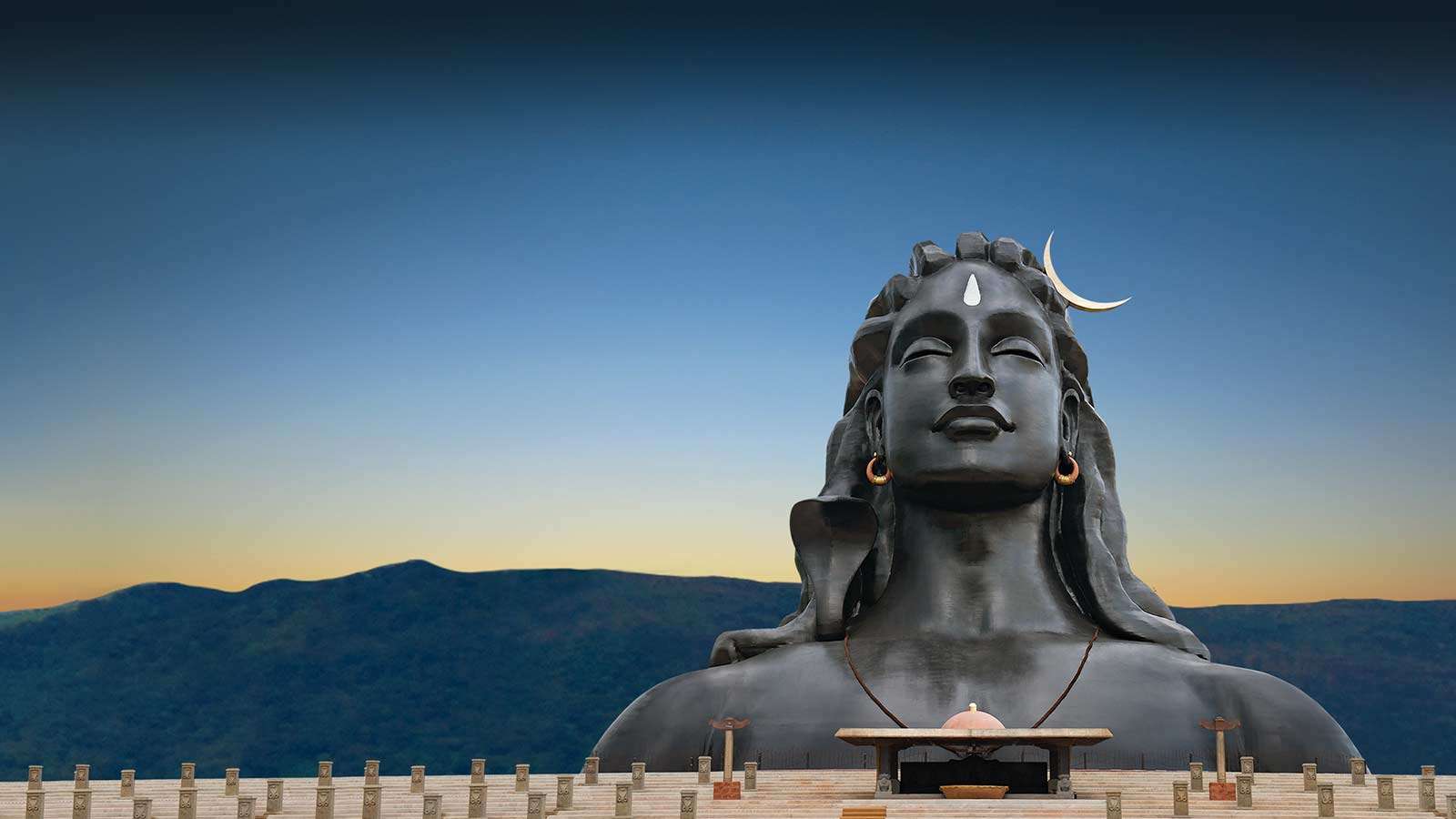 Featured image of post Adiyogi Shiva Statue At Night Adiyogi statue night view at isha yoga center sadhguru maha shivaratri 2019 sneha tv 24 7 telugu news channel with all its